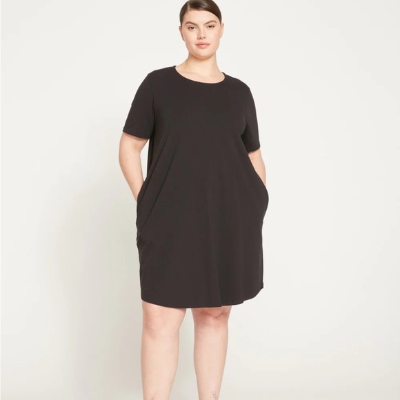 UNIVERSAL STANDARD Halie T-Shirt Dress in Black Size Large / 22-24 - Picture 1 of 7
